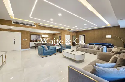 Apartment - 4 Bedrooms - 4 Bathrooms for sale in Rimal 5 - Rimal - Jumeirah Beach Residence - Dubai