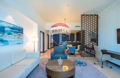 Apartment - 1 Bedroom - 2 Bathrooms for sale in Fairmont Marina Residences - The Marina - Abu Dhabi