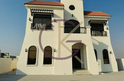 Villa - 5 Bedrooms - 5 Bathrooms for rent in International City - Dubai