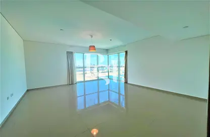 Empty Room image for: Apartment - 2 Bedrooms - 3 Bathrooms for sale in RAK Tower - Marina Square - Al Reem Island - Abu Dhabi, Image 1
