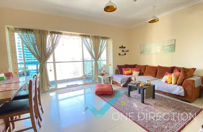 شقة - 2 غرف نوم - 2 حمامات للايجار في V3 - (JLT) مجمع V - أبراج بحيرات الجميرا - دبي