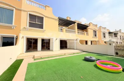 تاون هاوس - 4 غرف نوم - 3 حمامات للايجار في تاون هاوسز قرية الحمرا - قرية الحمرا - رأس الخيمة