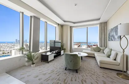 Apartment - 1 Bedroom - 1 Bathroom for rent in The Palm Tower - Palm Jumeirah - Dubai