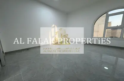 Apartment - 1 Bedroom - 1 Bathroom for rent in Shakhbout City - Abu Dhabi