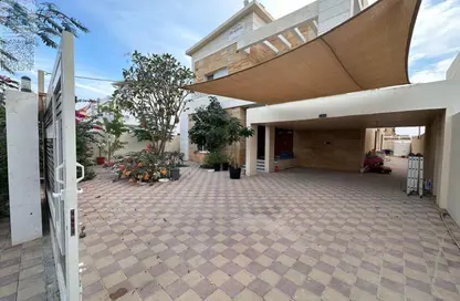 Villa - 5 Bedrooms - 7 Bathrooms for sale in Al Mowaihat 1 - Al Mowaihat - Ajman