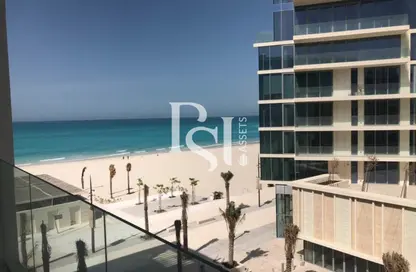 شقة - غرفة نوم - 2 حمامات للايجار في ممشى السعديات - منطقة السعديات الثقافية - جزيرة السعديات - أبوظبي