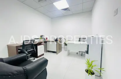 Office Space - Studio - 1 Bathroom for rent in Aspin Tower - Sheikh Zayed Road - Dubai