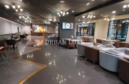 Retail - Studio - 4 Bathrooms for rent in Dubai Investment Park 1 (DIP 1) - Dubai Investment Park (DIP) - Dubai