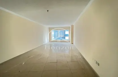 Empty Room image for: Apartment - 4 Bedrooms - 4 Bathrooms for rent in Al Taawun - Sharjah, Image 1