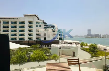 Apartment - 1 Bedroom - 2 Bathrooms for sale in Royal Bay - Palm Jumeirah - Dubai