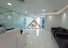 مكتب للبيع في برج بارك لين - الخليج التجاري - دبي