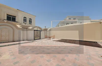 شقة - 2 غرف نوم - 3 حمامات للايجار في مركز محمد بن زايد - مدينة محمد بن زايد - أبوظبي