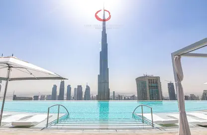 صورة لـ حوض سباحة شقة - غرفة نوم - 2 حمامات للايجار في فندق العنوان- سكاي فيو 2 - أبراج العنوان سكاي فيو - دبي وسط المدينة - دبي ، صورة رقم 1