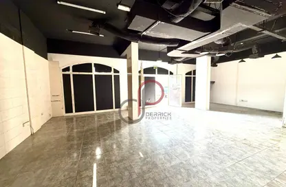 Shop - Studio - 1 Bathroom for rent in L13 - Greece Cluster - International City - Dubai
