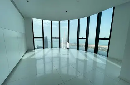 Duplex - 4 Bedrooms - 5 Bathrooms for rent in Burj Mohammed Bin Rashid at WTC - Corniche Road - Abu Dhabi