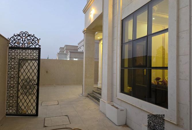 15563936 - Property Image 2