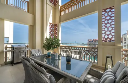 Balcony image for: Penthouse - 4 Bedrooms - 6 Bathrooms for sale in Marina Residences 5 - Marina Residences - Palm Jumeirah - Dubai, Image 1