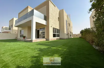 Villa - 5 Bedrooms - 4 Bathrooms for sale in Makeen Al Furjan Villas - Al Furjan - Dubai