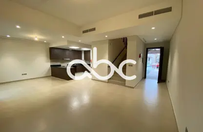Townhouse - 3 Bedrooms - 4 Bathrooms for rent in Bloom Living - Zayed City (Khalifa City C) - Khalifa City - Abu Dhabi