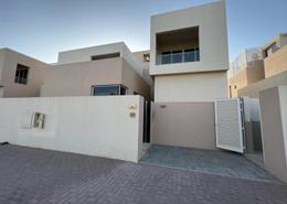 Outdoor Building image for: Villa - 4 bedrooms - 3 bathrooms for rent in Veneto - Dubai Waterfront - Dubai, Image 1