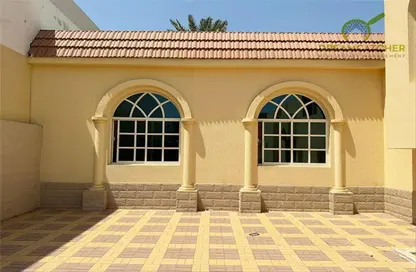 Villa - 3 Bedrooms - 5 Bathrooms for rent in Al Dhait North - Al Dhait - Ras Al Khaimah