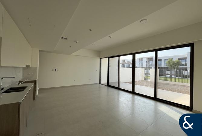 15233941 - Property Image 2