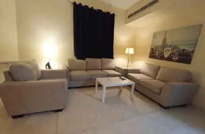 Apartment - 1 Bedroom - 2 Bathrooms for rent in Corniche Tower - Ajman Corniche Road - Ajman