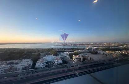 شقة - 3 غرف نوم - 4 حمامات للايجار في شارع الكورنيش - أبوظبي