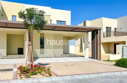 Outdoor House image for: Townhouse - 4 Bedrooms - 4 Bathrooms for rent in Parkside 2 - EMAAR South - Dubai South (Dubai World Central) - Dubai, Image 1