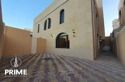 Villa - 3 Bedrooms - 3 Bathrooms for rent in Hadbat Al Zafranah - Muroor Area - Abu Dhabi