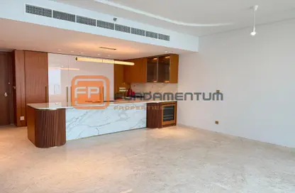 Apartment - 3 Bedrooms - 5 Bathrooms for sale in Ellington Beach House - Palm Jumeirah - Dubai
