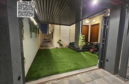Villa - 5 Bedrooms - 7 Bathrooms for sale in Al Yasmeen 1 - Al Yasmeen - Ajman