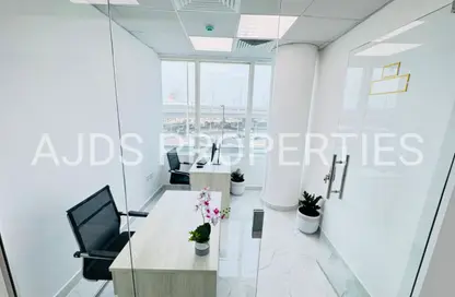 مكتب - استوديو - 1 حمام للايجار في فاطمه محمد احمد بن سليمان - الرفاعة - بر دبي - دبي