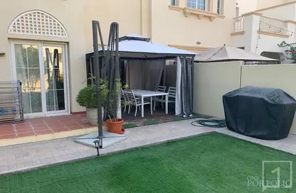 فيلا - 2 غرف نوم - 2 حمامات للايجار في الينابيع 2 - الينابيع - دبي