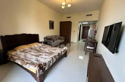 شقة - 1 حمام للايجار في مساكن النخبة رقم 6 - مساكن النخبة الرياضية - مدينة دبي الرياضية - دبي
