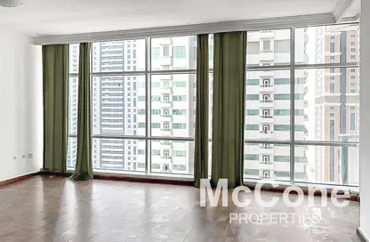 Apartment - 1 Bedroom - 2 Bathrooms for rent in MAG 218 - Dubai Marina - Dubai