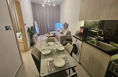 Apartment - 1 Bedroom - 2 Bathrooms for rent in Binghatti Avenue - Al Jaddaf - Dubai