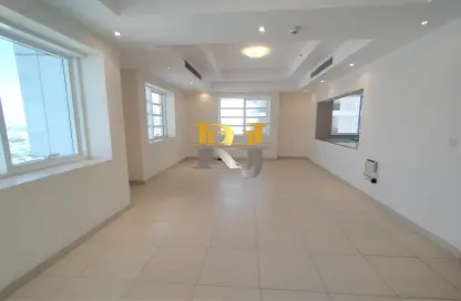 Apartment - 2 Bedrooms - 3 Bathrooms for rent in Bin Hendi Tower - Mankhool - Bur Dubai - Dubai