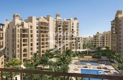Apartment - 4 Bedrooms - 6 Bathrooms for sale in Al Jazi - Madinat Jumeirah Living - Umm Suqeim - Dubai