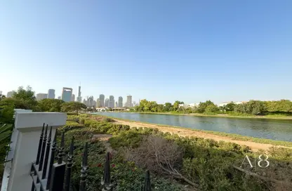 Villa - 5 Bedrooms - 6 Bathrooms for rent in Legacy - Jumeirah Park - Dubai