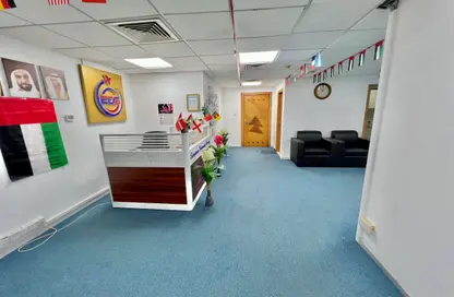 Office Space - Studio - 1 Bathroom for rent in Silver Building - Hor Al Anz - Deira - Dubai