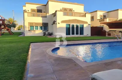 Villa - 4 Bedrooms - 6 Bathrooms for rent in Regional - Jumeirah Park - Dubai