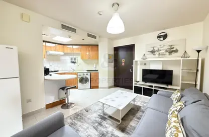 Apartment - Studio - 1 Bathroom for rent in New Dubai Gate 1 - JLT Cluster Q - Jumeirah Lake Towers - Dubai