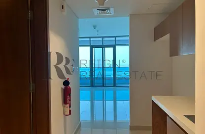 Apartment - Studio - 1 Bathroom for rent in Julphar Residence - Al Reem Island - Abu Dhabi