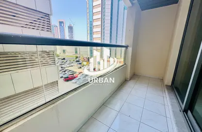 شقة - 2 غرف نوم - 2 حمامات للايجار في شارع التعاون - التعاون - الشارقة