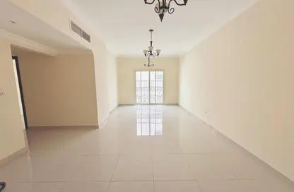 Apartment - 2 Bedrooms - 3 Bathrooms for rent in Muwaileh 29 Building - Muwaileh - Sharjah
