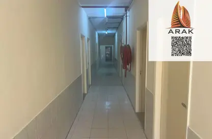 مجمع سكني - غرفة نوم - 1 حمام للايجار في مبنى الياسمين 3 - المنطقة الصناعية رقم 6 - المنطقة الصناعية بالشارقة - الشارقة