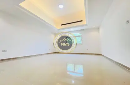 Apartment - Studio - 1 Bathroom for rent in Al Mushrif - Abu Dhabi