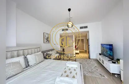 Apartment - Studio - 1 Bathroom for sale in Waters Edge - Yas Island - Abu Dhabi