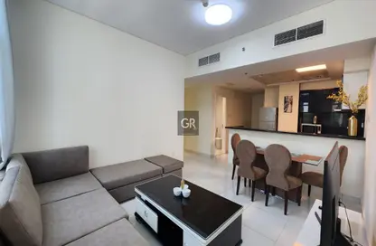 Living / Dining Room image for: Apartment - 1 Bedroom - 2 Bathrooms for rent in Park Central - Business Bay - Dubai, Image 1